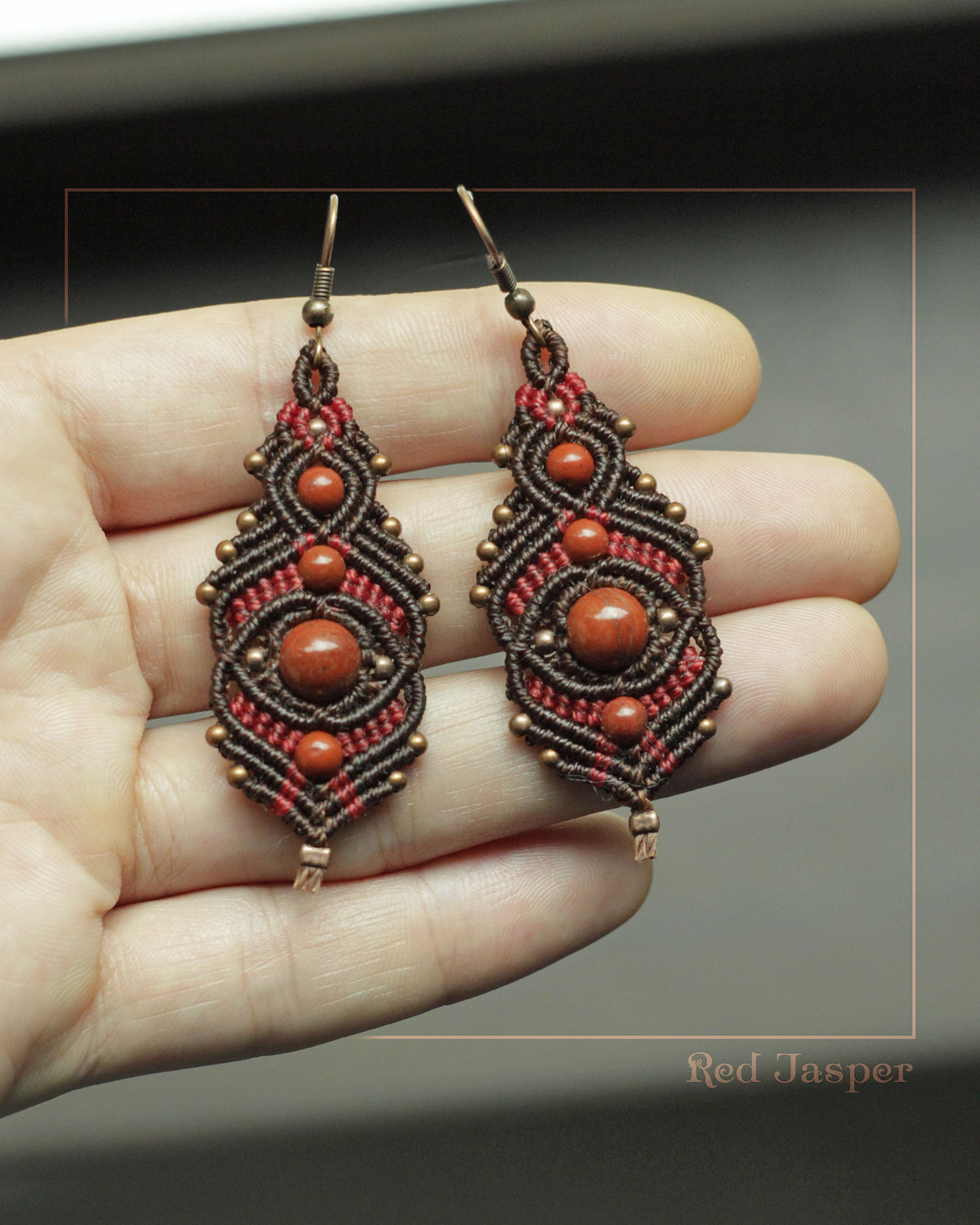 Tusitalka_macrame earrings_birds eye_brown-red_red jasper 1