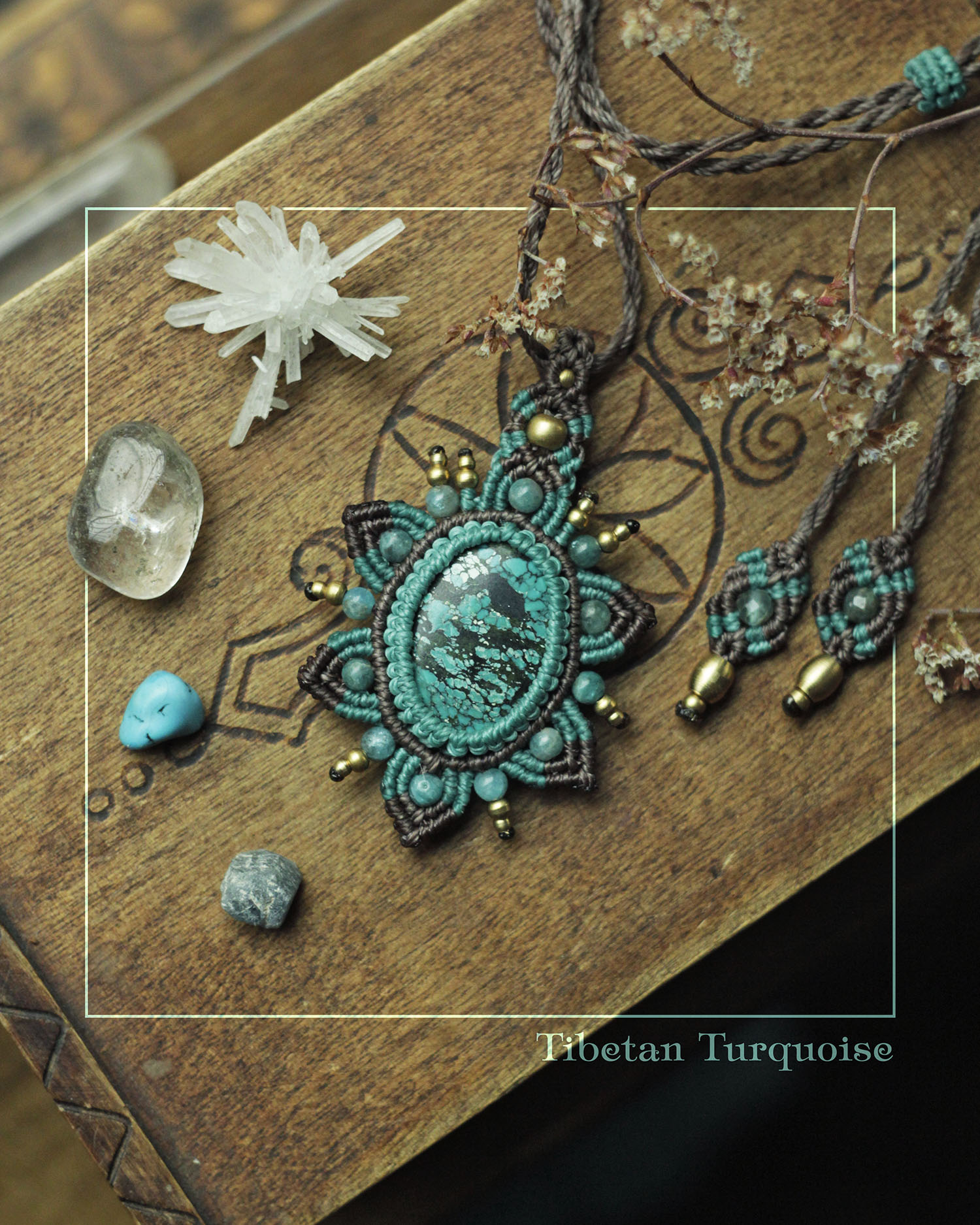 Tusitalka_macrame pendant_light blue-brown_tibetian turquoise-apatite_flower 2